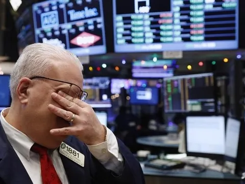 Dow Jones giảm xuống mức thấp kỷ lục trong năm 2022