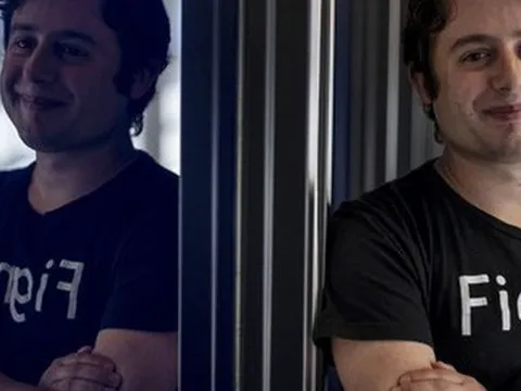 Doanh nhân 30 tuổi nắm giữ khối tài sản hơn 2 tỷ USD từng bỏng học