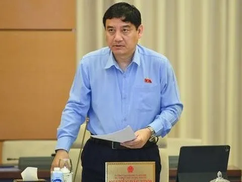 Giám sát thực hiện các Nghị quyết đổi mới chương trình, SGK thế nào?