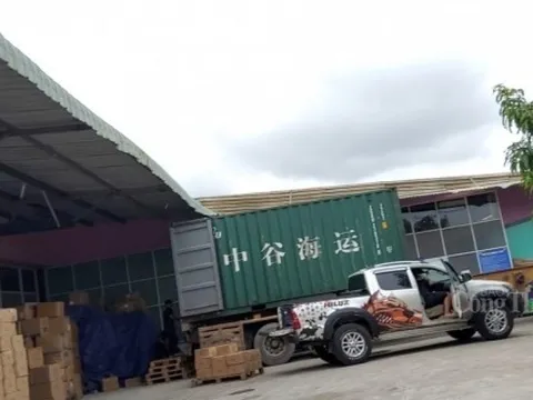 Góc khuất trong nhà máy nước hoa Charme Perfume