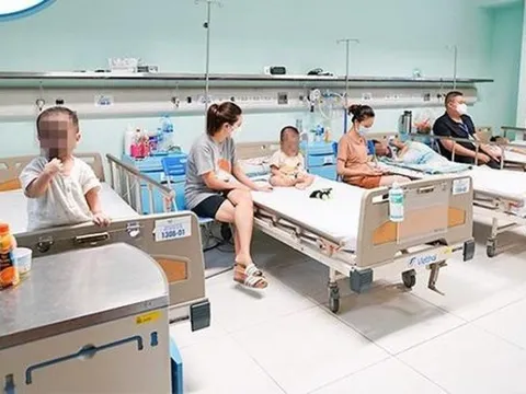 Trẻ mắc virus Adeno tăng, Hà Nội yêu cầu bố trí đủ giường điều trị
