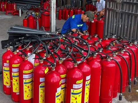 Đồng Nai phát hiện nhiều cơ sở bán thiết bị chữa cháy kém chất lượng