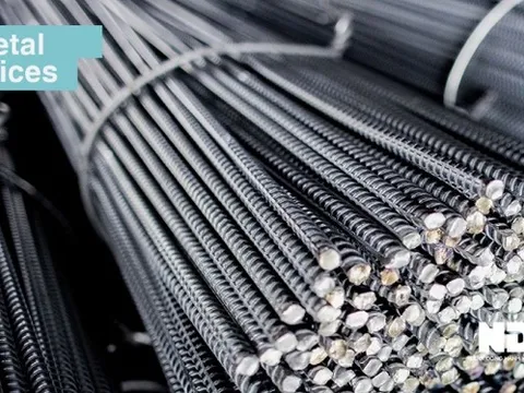 Xây dựng vào mùa cao điểm, giá thép, quặng sắt tại Trung Quốc đồng loạt tăng