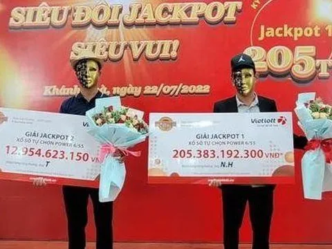 Hé lộ tiền thuế thu nhập bất thường của các 'tỷ phú' Vietlott