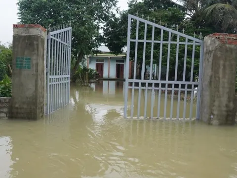 Thanh Hóa: Mưa lũ khiến 2 người chết, hồ chứa nước xả lũ nhiều nơi bị ngập