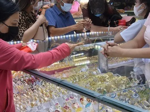 Giá vàng hôm nay 30-9: Cổ phiếu quốc tế đỏ lửa, vàng tiếp tục tăng