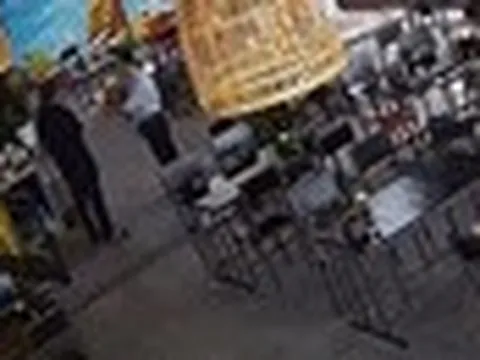 Người đàn ông ném tiền tung tóe, hăm dọa chủ quán bún bò tại Đà Nẵng là ai?