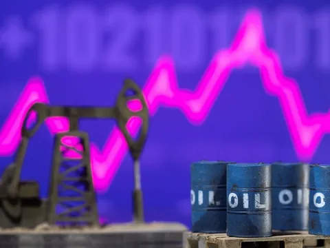 Giá dầu sẽ tăng vọt do hụt cung?