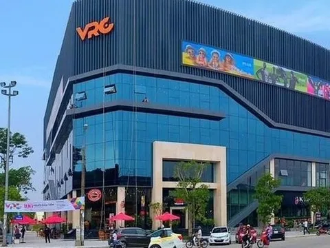 Chủ tịch VRC nộp đơn xin từ nhiệm