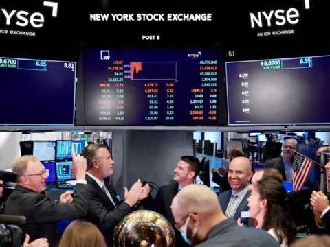 Elon Musk tiếp tục thương vụ 44 tỷ USD, cổ phiếu Twitter tăng 23%