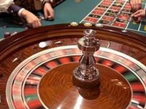Đề xuất kéo dài thêm 3 năm thí điểm cho người Việt vào chơi casino tại Phú Quốc
