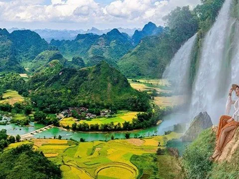 Đi ngay kẻo lỡ mùa thác đổ cùng trải nghiệm 'săn' lúa chín vàng ở Cao Bằng với chi phí chưa tới 3 triệu đồng