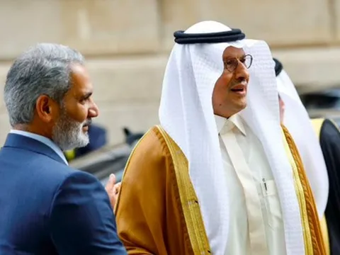 OPEC+ quyết định giảm sản lượng dầu mỏ, Mỹ chỉ trích ‘thiển cận’