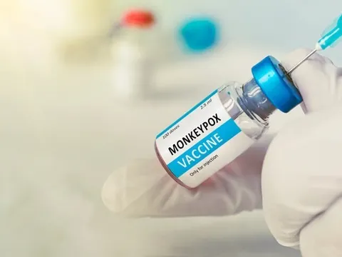 Có nên tiêm vaccine đậu mùa khỉ?