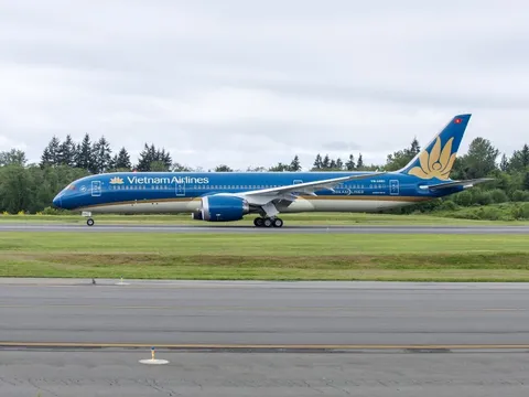 Máy bay Vietnam Airlines hạ cánh khẩn cấp tại Azerbaijan