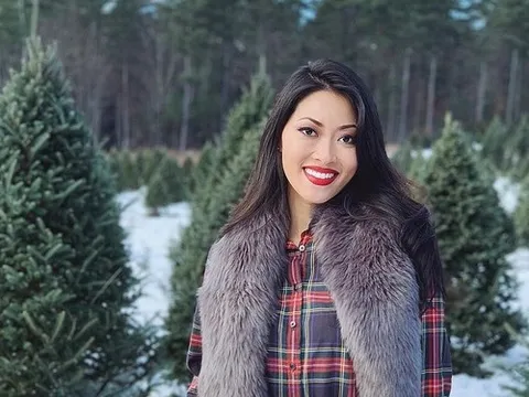 Người phụ nữ gốc Việt mới xuất hiện trong giới siêu giàu châu Á ở Mỹ