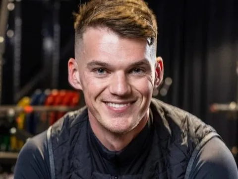 Mới 30 tuổi nhưng chàng trai này đã trở thành triệu phú, có công ty tỷ USD nhờ làm đều đặn 3 thói quen