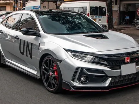 Honda Civic Type R độc nhất Việt Nam của ông Đặng Lê Nguyên Vũ, giá khoảng 4 tỉ đồng