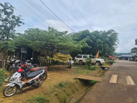 Án mạng rúng động: Cha dượng bắn chết con riêng của vợ rồi tự sát