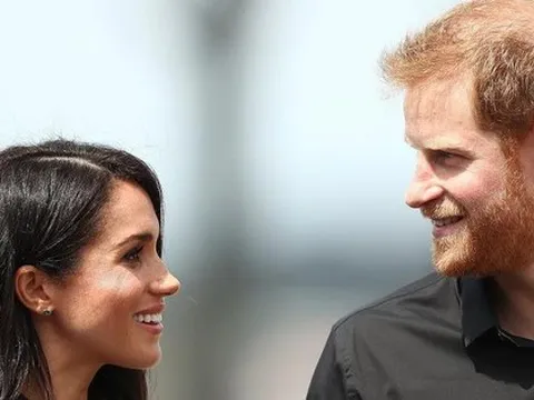 Harry - Meghan là người nghèo giữa dàn sao Hollywood giàu có