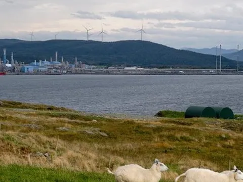 Nỗ lực thoát khỏi khí đốt khỏi Nga, châu Âu giờ đây lại phụ thuộc vào khí đốt từ quốc gia này