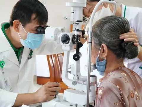 Đà Nẵng: Khám, cấp thuốc miễn phí cho người dân có hoàn cảnh khó khăn