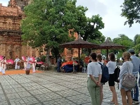 Nâng cao liên kết vùng, chuyển đổi số để thu hút khách quốc tế