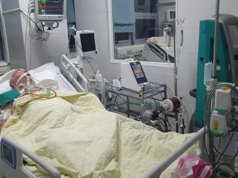 Gần 20 lít máu được truyền cho người đàn ông có nhóm máu hiếm mắc căn bệnh đã bị xóa sổ