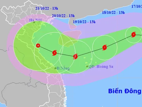 Bão số 5 vừa tan, bão Nesat giật cấp 16 lại hướng vào miền Trung