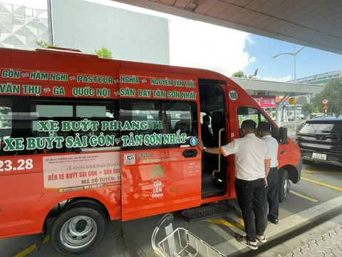 Đề xuất tổ chức 2 tuyến xe buýt vòng sân bay Tân Sơn Nhất