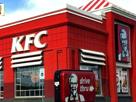 Vì sao các chuỗi KFC, McDonald, Starbucks... chạy đua lắp trạm sạc điện?