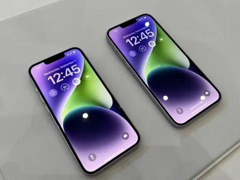 Apple hoãn kế hoạch dùng chip Trung Quốc trên iPhone