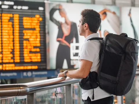 Tiếp viên hàng không kinh nghiệm tiết lộ 10 bí kíp 'bỏ túi' giúp mọi chuyến đi đều 'dễ như ăn bánh'