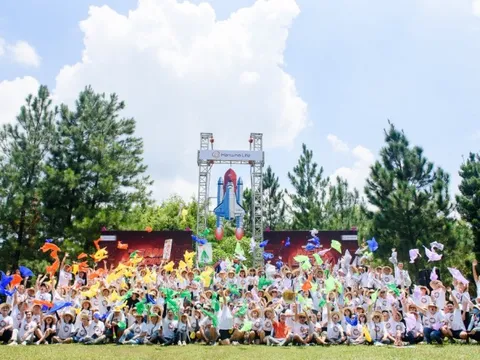 Hanwha Life Việt Nam tạo môi trường làm việc tràn đầy năng lượng hạnh phúc