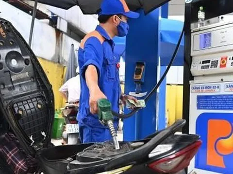 Doanh nghiệp 'kêu' không được nhập xăng dầu, Bộ Tài chính nói gì?
