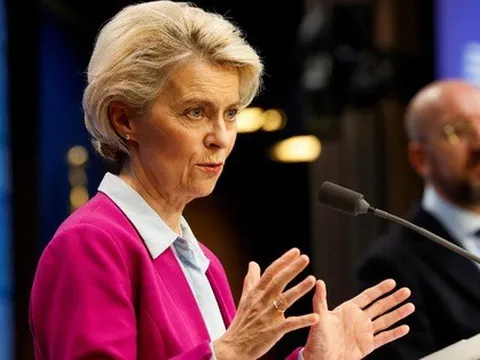 Châu Âu thống nhất 'lộ trình' khống chế giá năng lượng