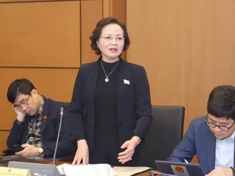 Bộ trưởng Nội vụ: Có thể cải cách tiền lương năm 2024 nếu kinh tế ổn định, phát triển