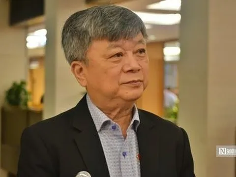 Vì đâu công chức, viên chức phải làm “chân trong, chân ngoài”?