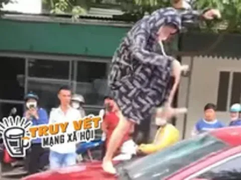 Người phụ nữ "tung cước" đạp vỡ kính ôtô, cắn đứt tai cô gái nói gì về nguyên nhân?