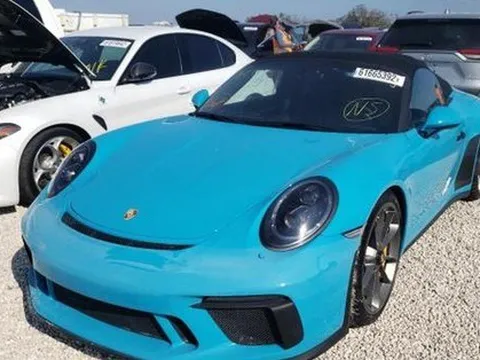 Porsche, Audi và hàng loạt siêu xe được rao bán rẻ đến khó tin