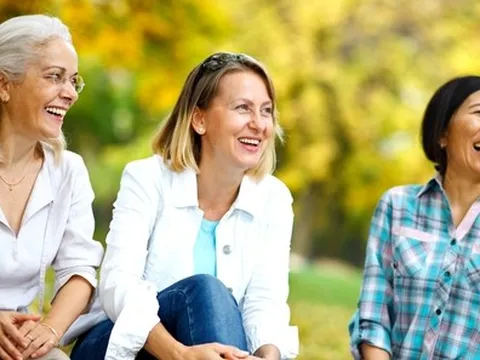 Người sau 50 tuổi không làm 3 điều khi thức dậy, tránh 3 điều trước khi ngủ sẽ sống thọ