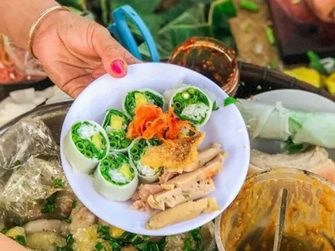 Món ăn cung đình được bán với giá bình dân ngon khó cưỡng ở cố đô Huế