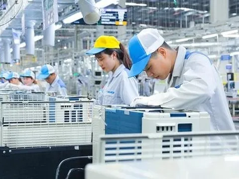 Tránh "lún sâu vào bẫy gia công, lắp ráp" trong thu hút FDI