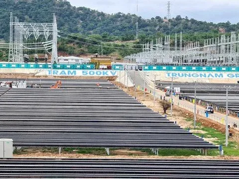 Dừng mua 172MW điện mặt trời, EVN và Trung Nam chưa có tiếng nói chung