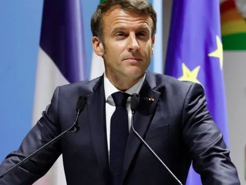 Tổng thống Pháp tin vào cơ hội hòa bình cho Ukraine