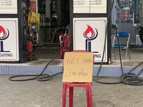 Một số cây xăng ở TP HCM "kêu" không có đủ xăng để bán