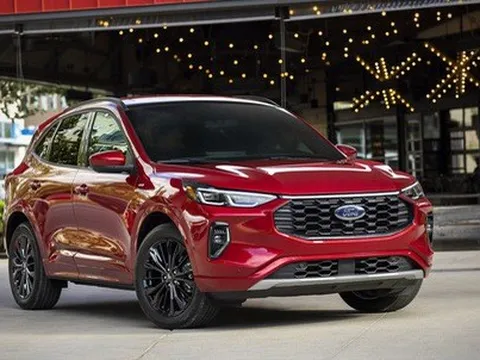 Ford Escape 2023 ra mắt: Hoàn thiện hơn, giống Explorer, khó về Việt Nam