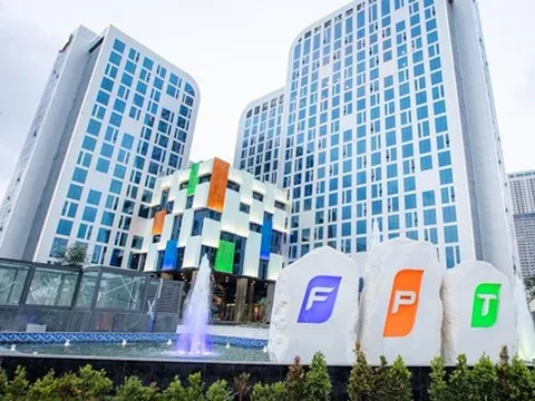 Quy mô nhân sự FPT vượt 40.000 người, lượng tiền nắm giữ giảm xuống còn 24.000 tỷ đồng