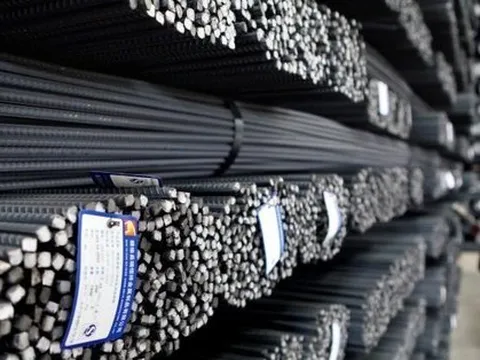 Doanh nghiệp thép đua nhau báo lỗ, hàng nghìn tỷ đồng 'đắp chiếu' trong kho