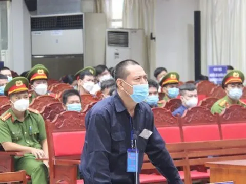 Xét xử vụ buôn lậu gần 200 triệu lít xăng: Chiêu qua mặt lực lượng chức năng